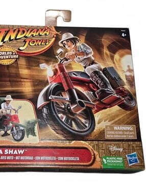 Indiana Jones Worlds of Adventure / Helena Shaw Motorcycle Figure / Hasbro / New